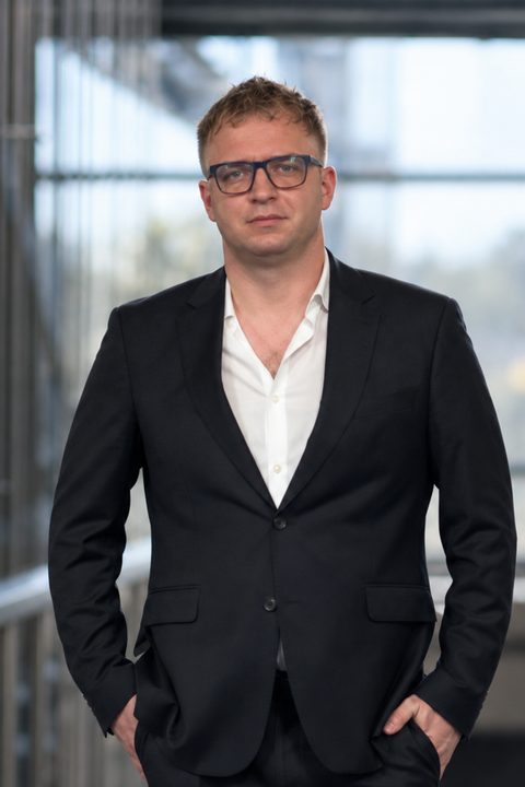 Oliwer — barber, Złotobrody Międzylesie
